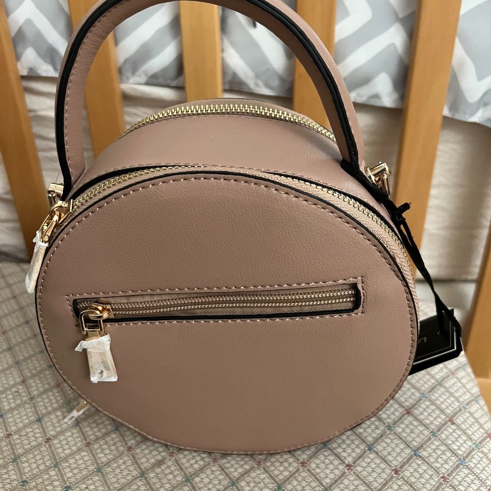 La Terre Fashion Round Purse